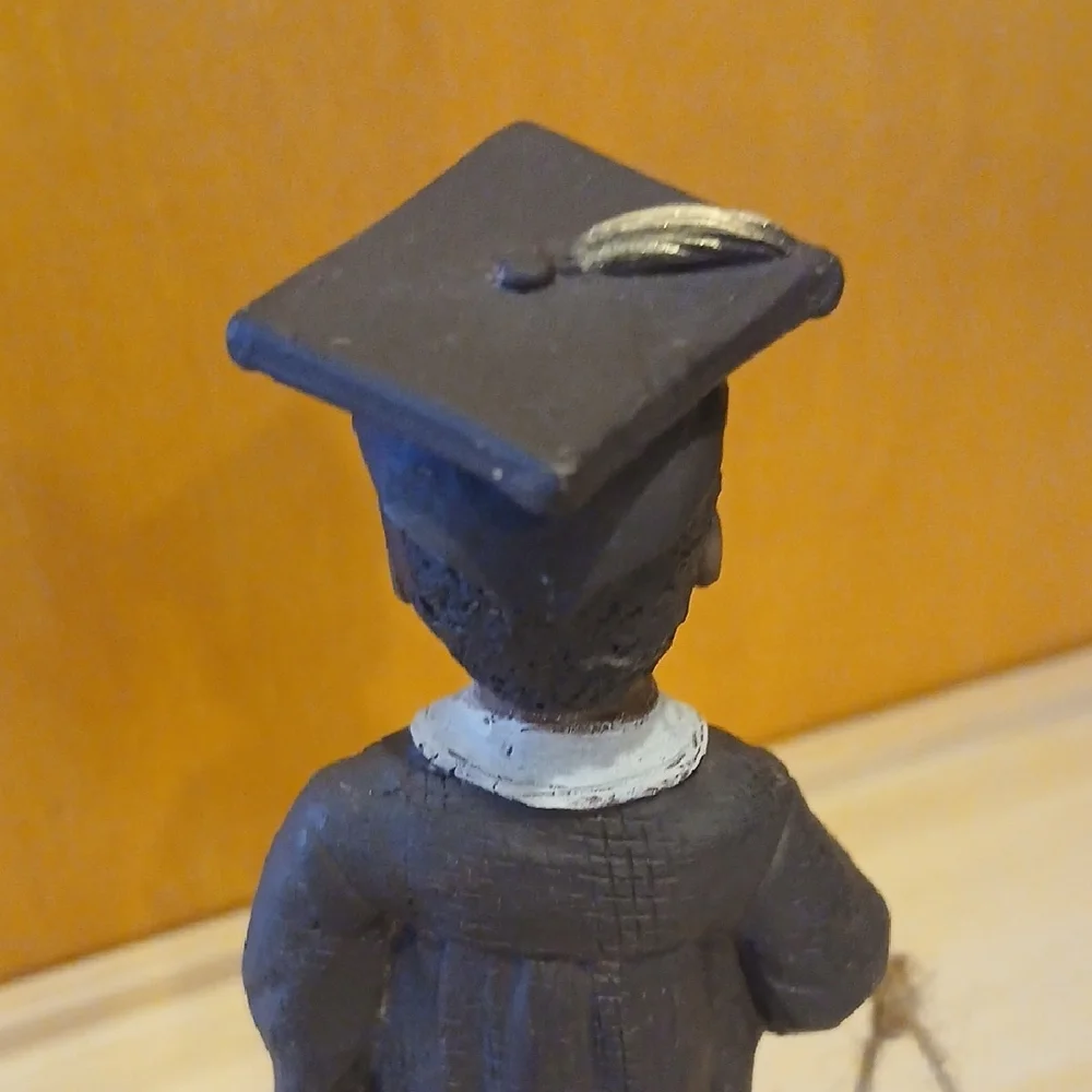 1993 Sarah's Attic Graduate Willie Limited Edition